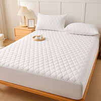 Luxury Soft Comfort Waterproof Mattress Protector - Fitted Quilted Pad with Hypoallergenic Polyurethane Filling, 100% Polyester Cover, Machine Washable, Breathable, Allergy Protection for Bedroom and Hotel - Single, Double Si