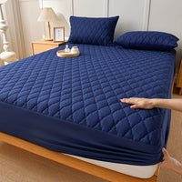 Luxury Soft Comfort Waterproof Mattress Protector - Fitted Quilted Pad with Hypoallergenic Polyurethane Filling, 100% Polyester Cover, Machine Washable, Breathable, Allergy Protection for Bedroom and Hotel - Single, Double Si