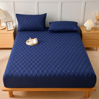 Luxury Soft Comfort Waterproof Mattress Protector - Fitted Quilted Pad with Hypoallergenic Polyurethane Filling, 100% Polyester Cover, Machine Washable, Breathable, Allergy Protection for Bedroom and Hotel - Single, Double Si