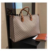 Large-capacity women's bags in Europe and the United States retro shoulder bag classic letters PU commuter handbags women