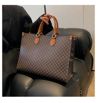 Large-capacity women's bags in Europe and the United States retro shoulder bag classic letters PU commuter handbags women
