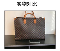 Large-capacity women's bags in Europe and the United States retro shoulder bag classic letters PU commuter handbags women