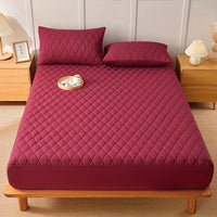 Luxury Soft Comfort Waterproof Mattress Protector - Fitted Quilted Pad with Hypoallergenic Polyurethane Filling, 100% Polyester Cover, Machine Washable, Breathable, Allergy Protection for Bedroom and Hotel - Single, Double Si