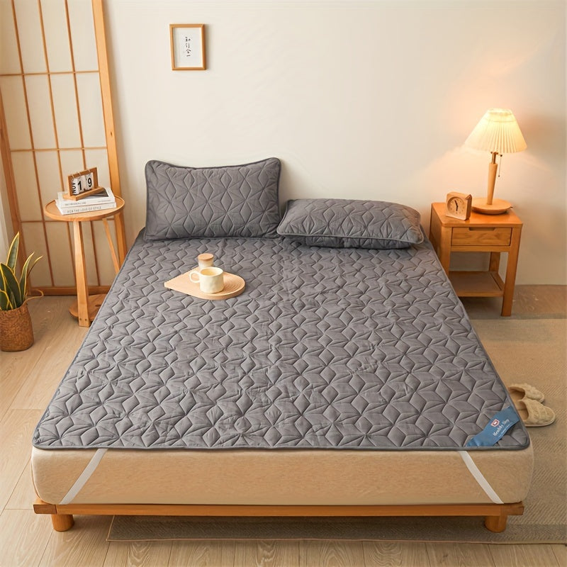 Ultra-Soft Waterproof Mattress Protector - Non-Slip, Comfortable Polyester, Ideal for Home, Hotel, Apartment, Dorm - Machine Washable, White (Pillowcase Not Included)