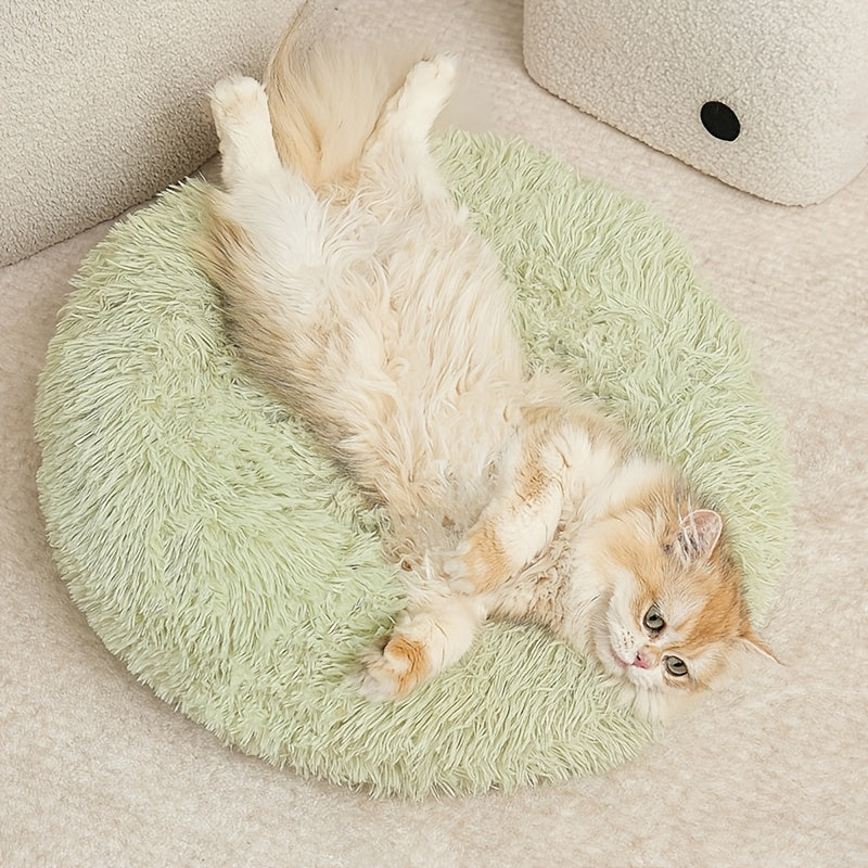 A Cozy Cat Bed - Filled with Polyester, Featuring a Non-Slip Design