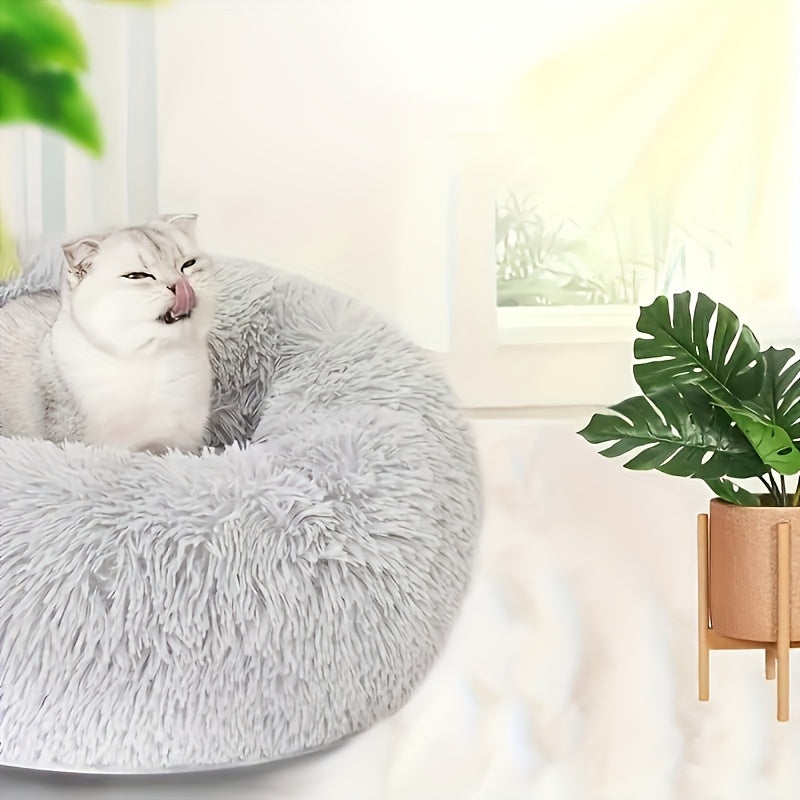 A Cozy Cat Bed - Filled with Polyester, Featuring a Non-Slip Design