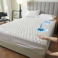 1pc Layered Solid Color Waterproof Mattress Protector (Without Pillowcase And Pillow Insert) Soft And Comfortable Mattress Cover Bedroom Guest Room Bedding Waterproof Mattress Protector Room Bedspread Non-slip All-inclusive P