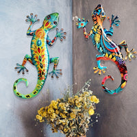 Large Metal Gecko Wall Decor with Handcrafted Floral Lizard Design - 2pcs