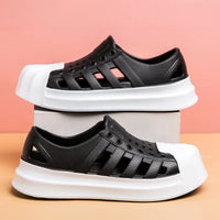 Men sandals outdoors Hole sandals for men Breathable Thick Bottom Unisex Soft EVA Non-slip Women sandals summer 2024 Beach Shoes