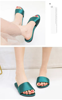 Summer New Home Slippers Fashion Flat Casual Satin Simulation Silk Slippers Indoor Non-slip Peep Toe Slides Wedding  Flip Flops