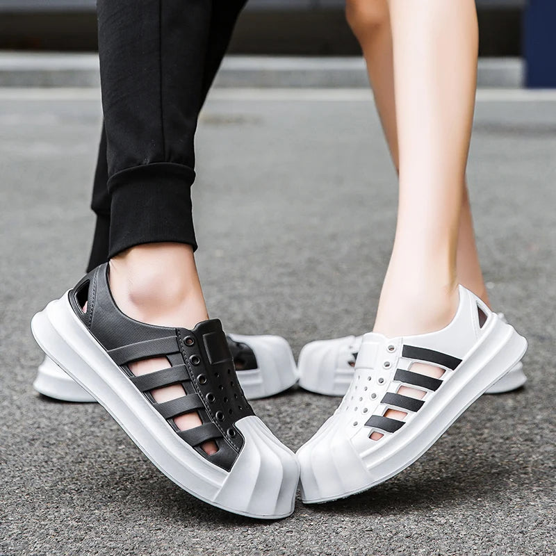Men sandals outdoors Hole sandals for men Breathable Thick Bottom Unisex Soft EVA Non-slip Women sandals summer 2024 Beach Shoes