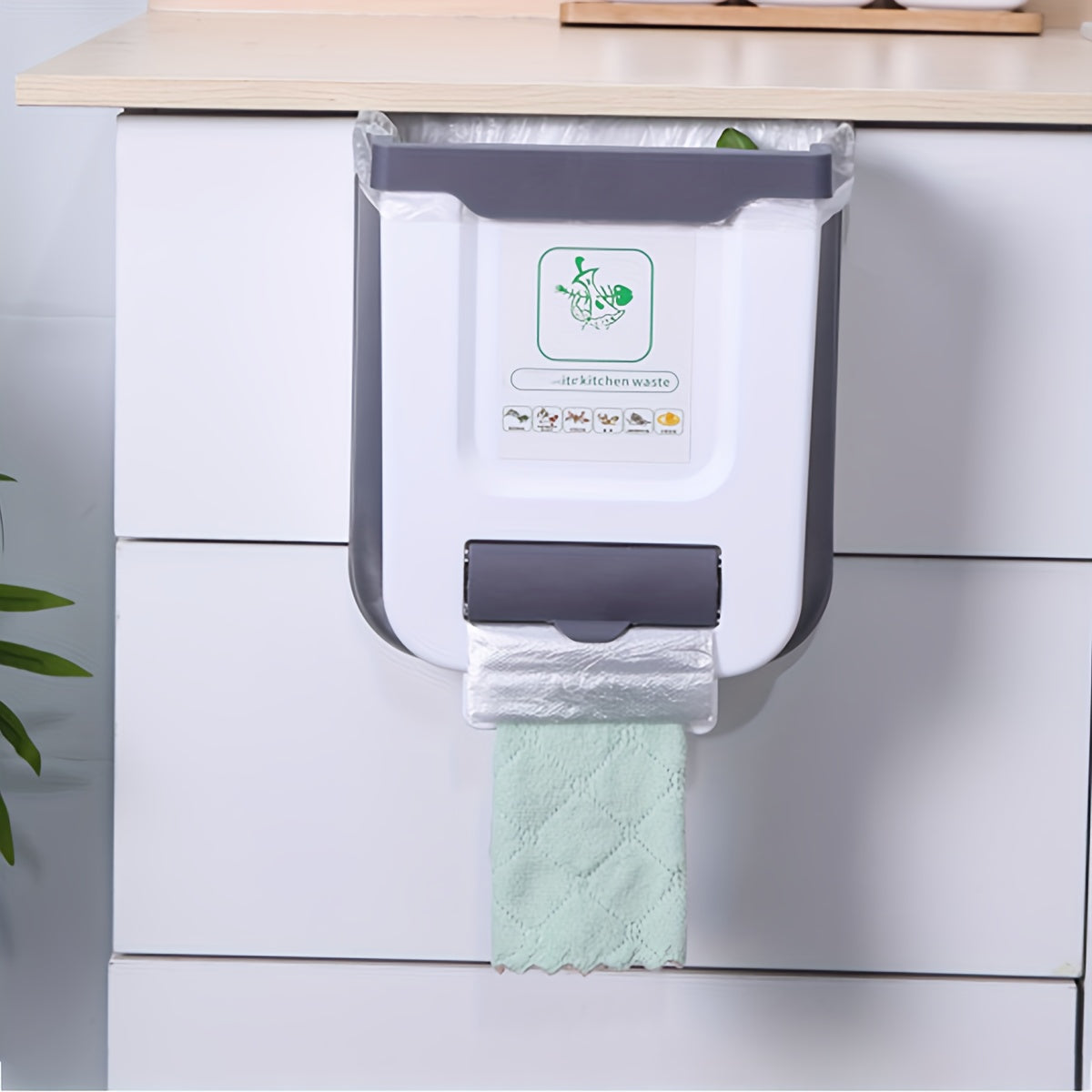 Large Foldable Hanging Trash Can for Kitchen Cabinet Doors