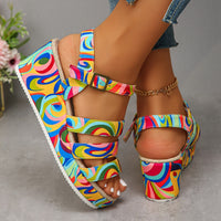 Women's Abstract Color Wedge Heeled Sandals