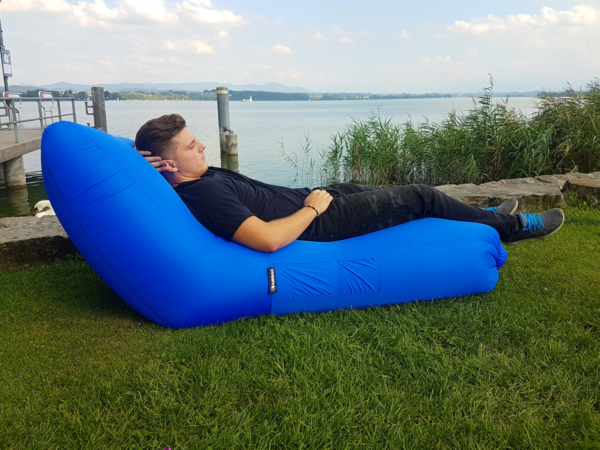 Airbag II - BeachLounge - Luftsofa - Blau - miqaya