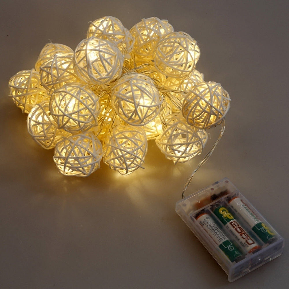 Battery Operated Ratten Ball LED Decoration Light - Warm White